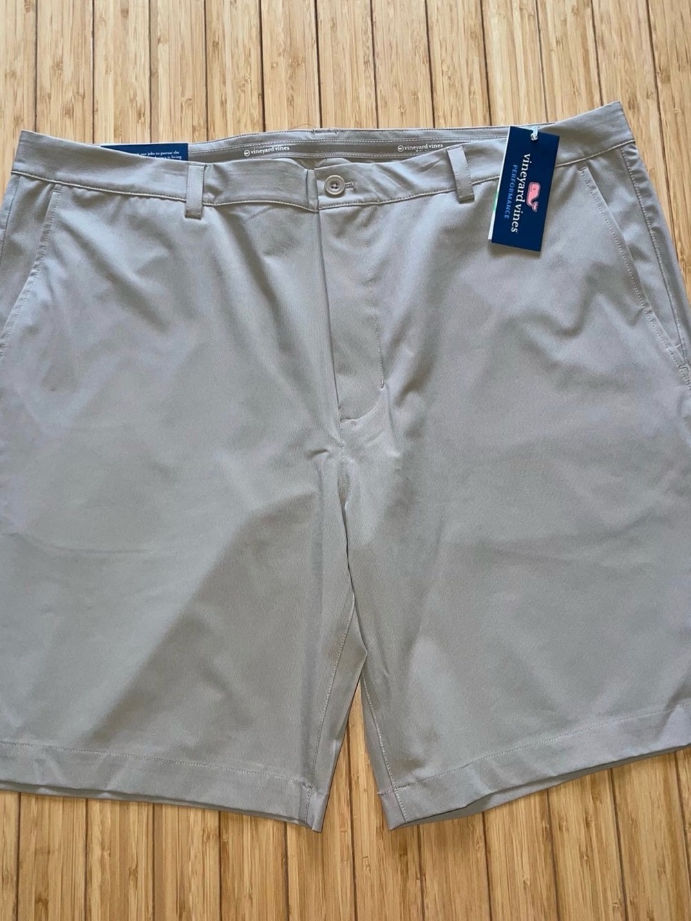 Vineyard Vines Fairway Short